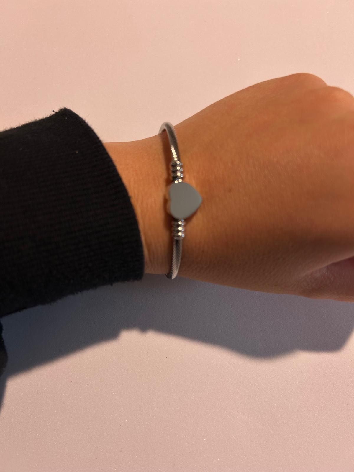 Bracciale Rigido in Acciaio Inossidabile con Cuore misura regolabile