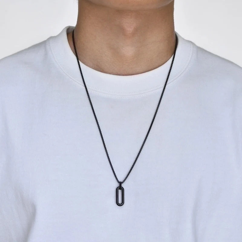 Collana Uomo Black con Placchetta Ovale in Acciaio Inossidabile Placcato Oro 18K